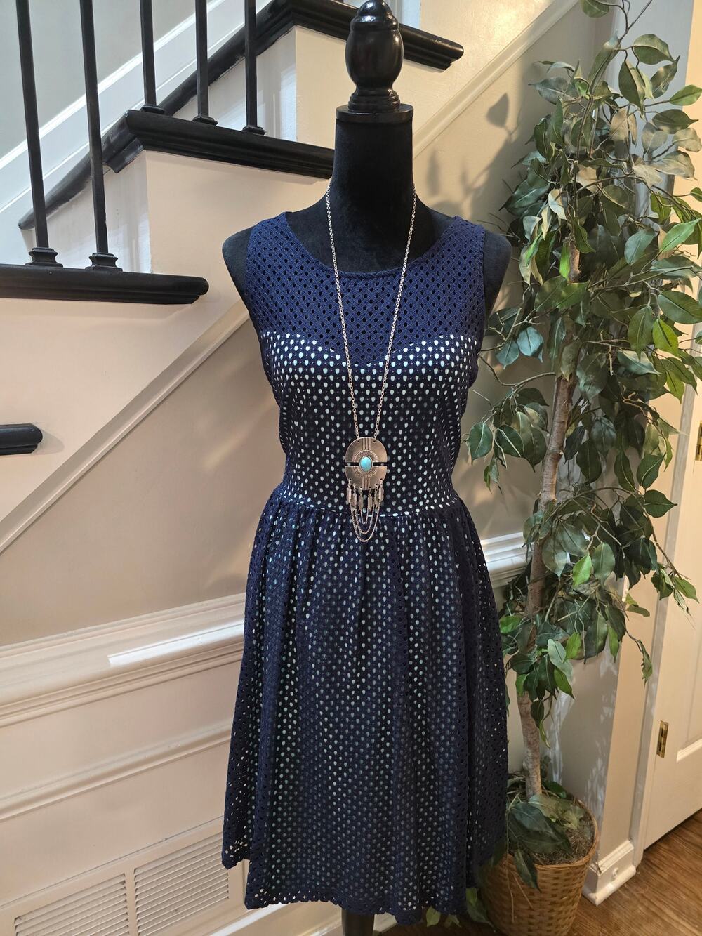 Maurices A-Line Dress Womens SZ 13/14 Blue Back Keyhole Pleated Lined Round Neck
